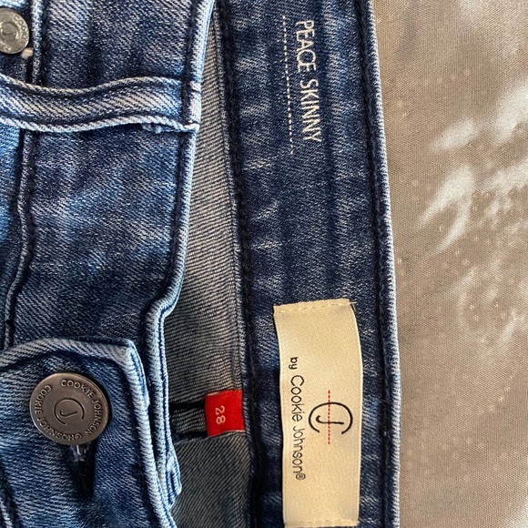 EUC CJ by Cookie Johnson 'Peace' Skinny Jean - Picture 3 of 4